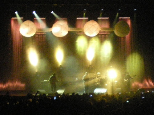 Les Pixies sur la scène du Zénith