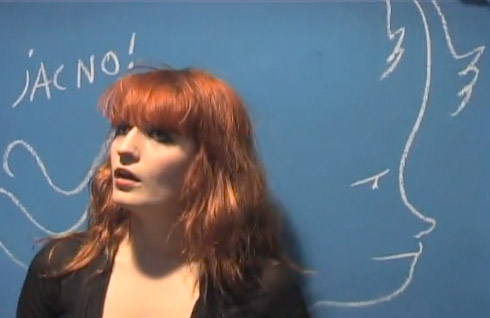 Florence Welch et un dessin de Castelbajac en hommage à Jacno