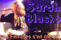 Article sur le concert de Sarah Blasko pendant le festival Les Femmes s'en mêlent