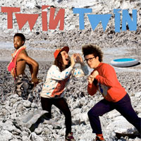 Twin Twin, pochette de l'album